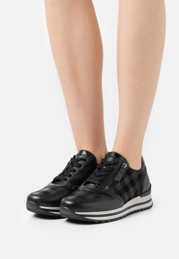 Baskets Noires Gabor