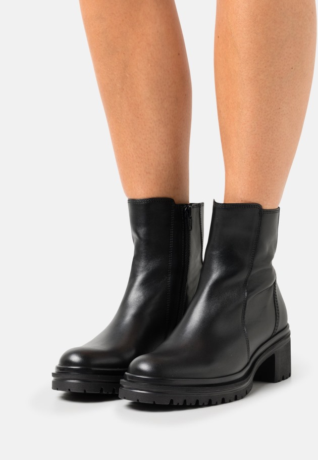 Black Gabor Classic Ankle Boots
