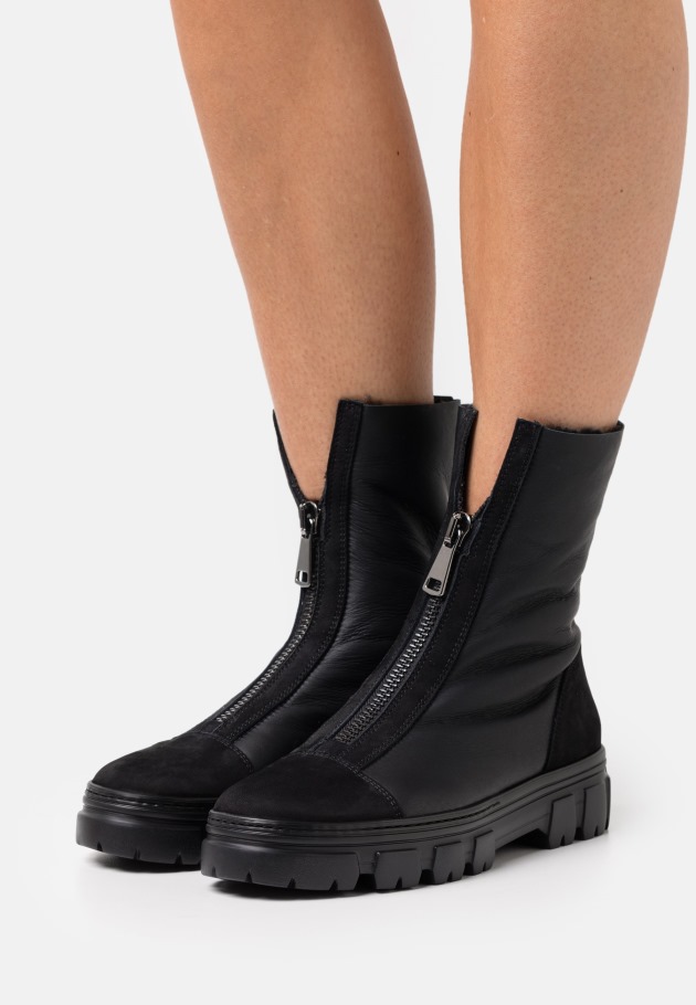 Black Gabor Lace-Up Ankle Boots