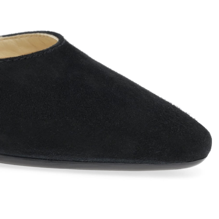 Callow Womens Modern Cross Strap Court Shoes Gabor Black Suede