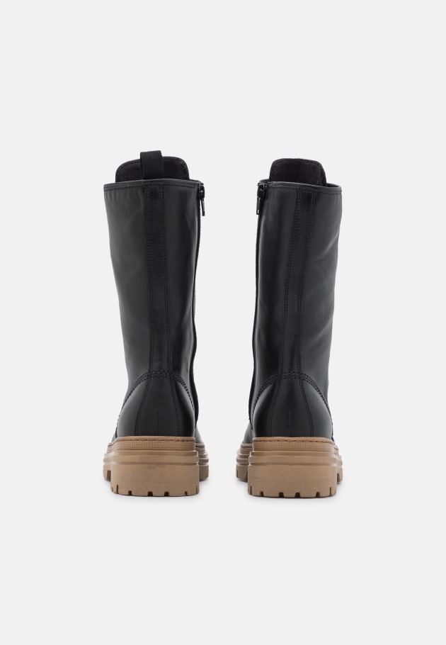 Caramel Lace-Up Boots Gabor