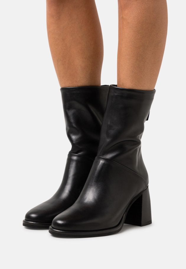 Classic Ankle Boots Gabor Women