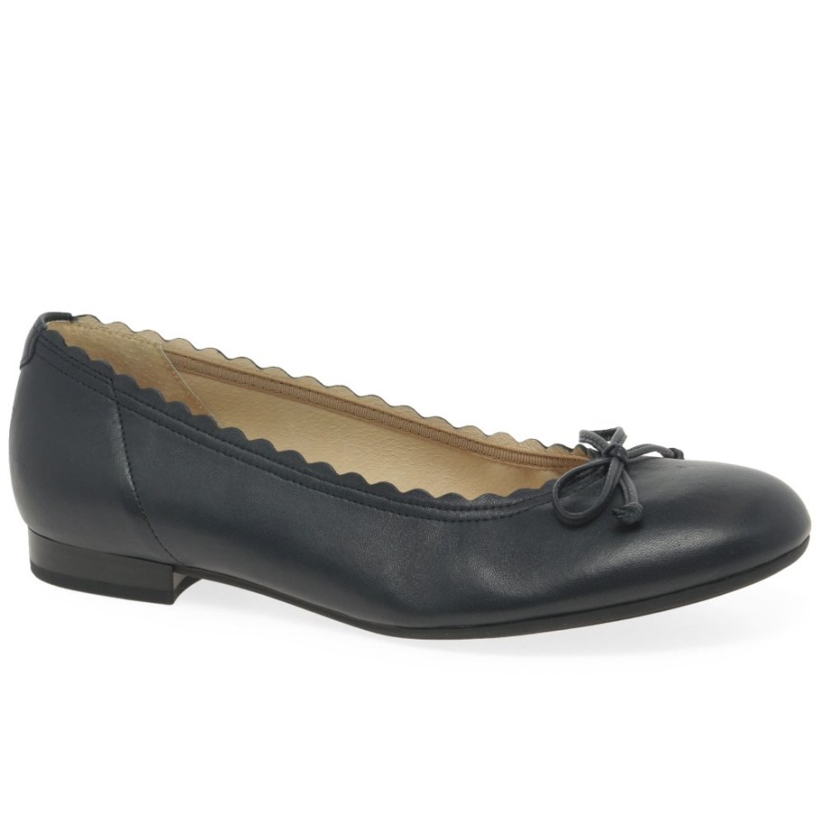 Conchita Ladies Ballet Pumps Midnight Gabor