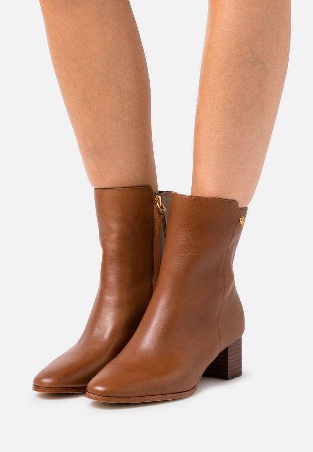 Gabor Classic Ankle Boots Taupe