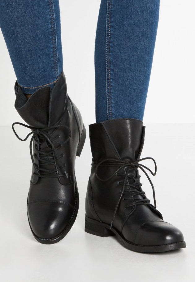 Gabor Lace-Up Ankle Boots Black Women