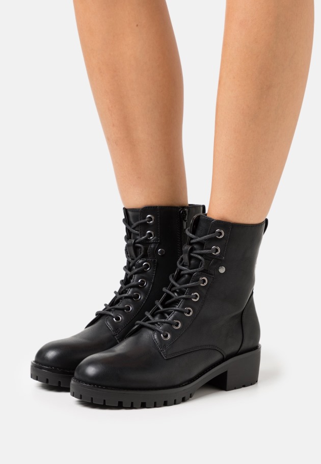Gabor Lace-Up Ankle Boots Black Women