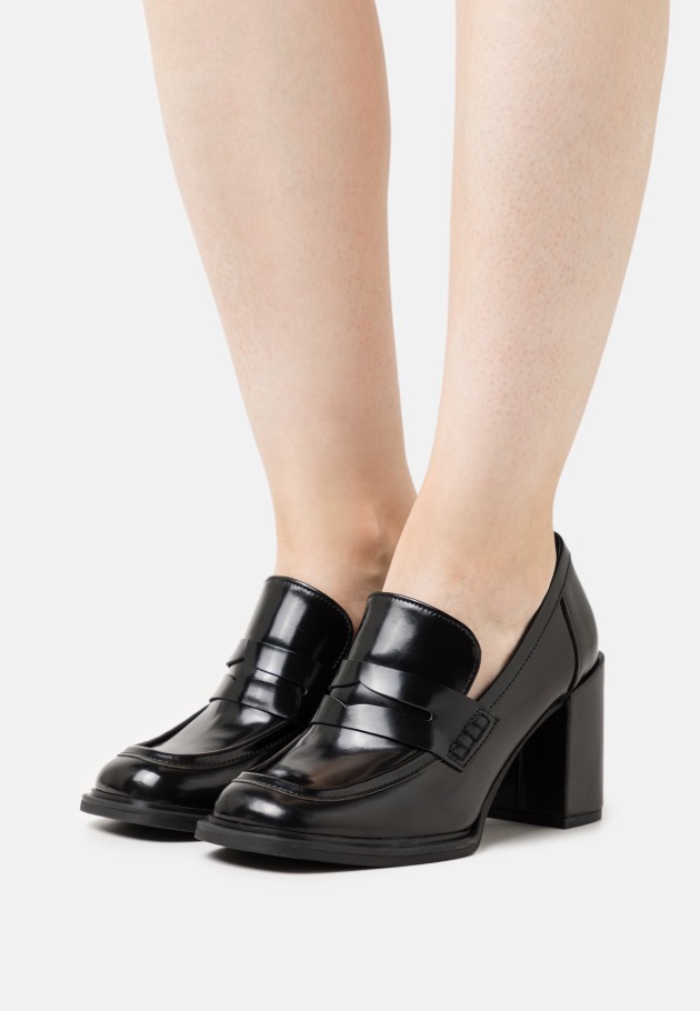 Gabor Noir Coupe Large Maeve - Talons Classiques