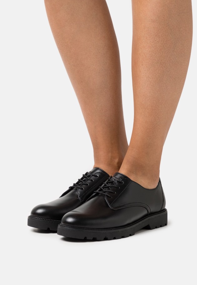 Gabor Noir à Lacets