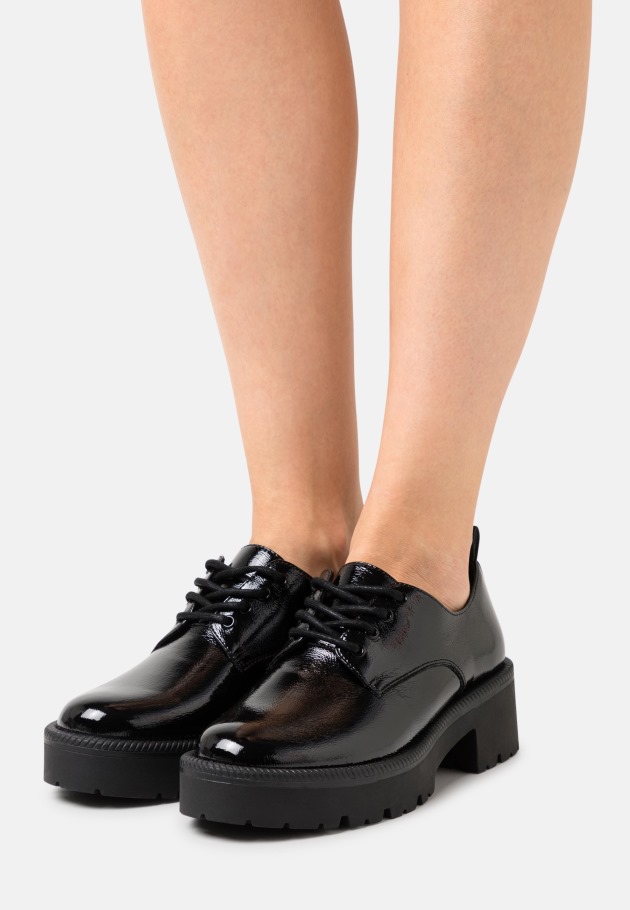 Gabor Noir à Lacets