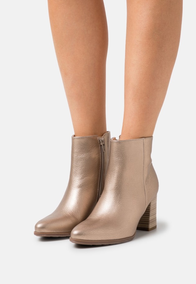 Gabor Salbei Classic Ankle Boots