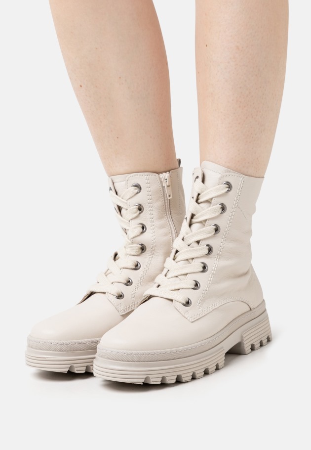 Gaborlace-Up Ankle Boots Panna