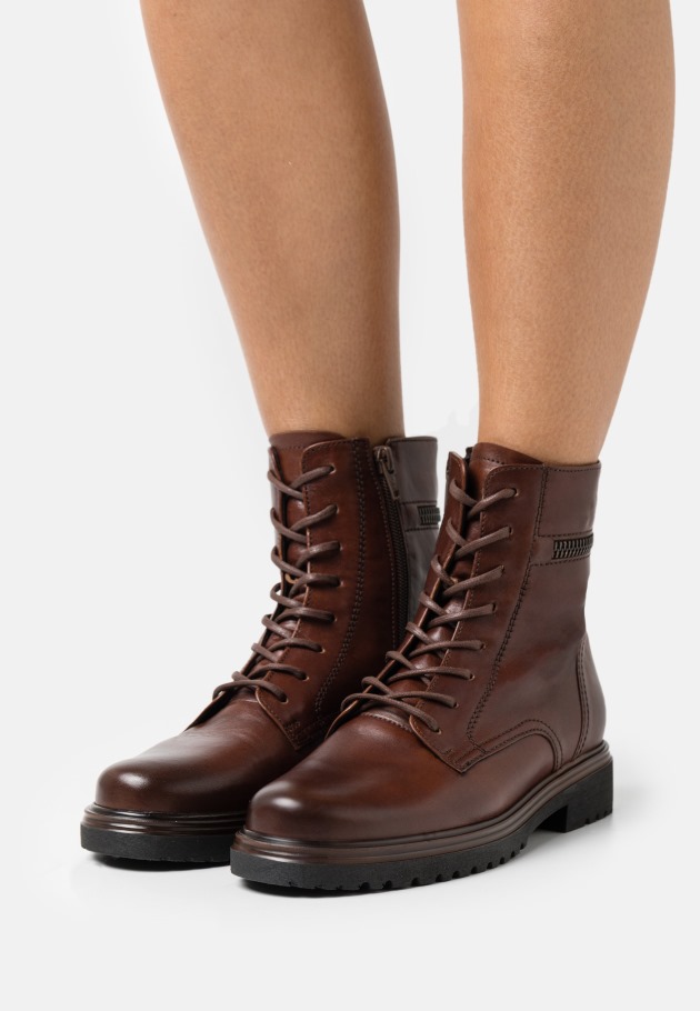 Lace-Up Ankle Boots Gabor Sattel