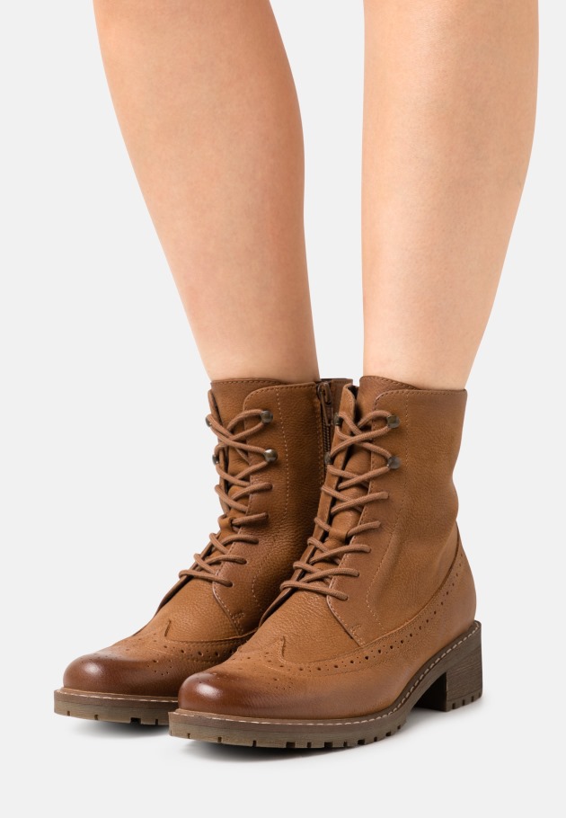 Lace-Up Ankle Boots Gabor Sattel