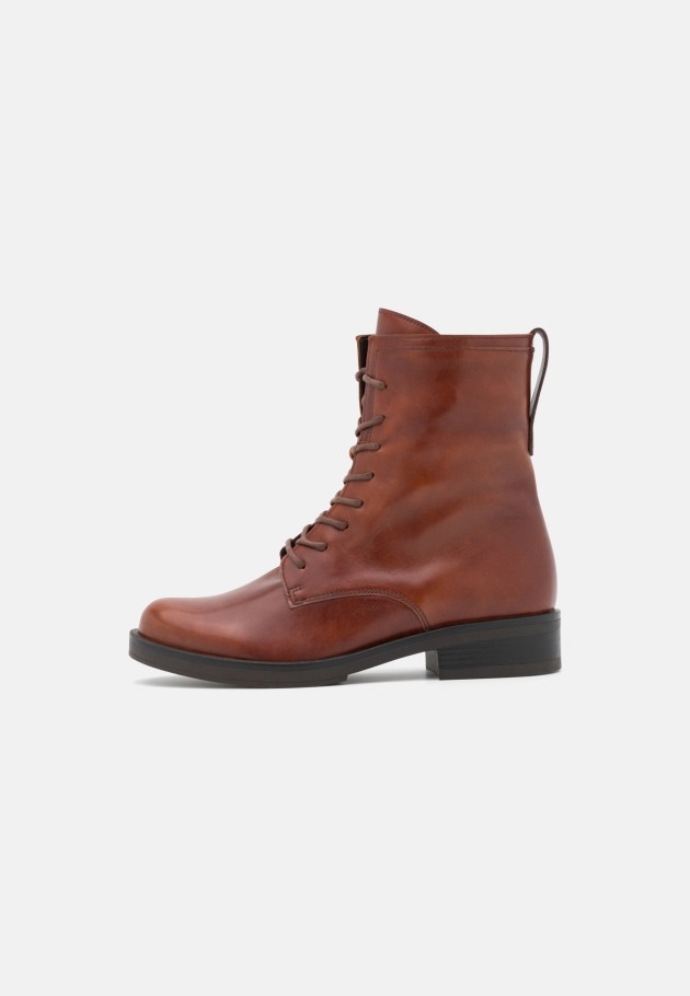 Lace-Up Ankle Boots Gabor Sattel