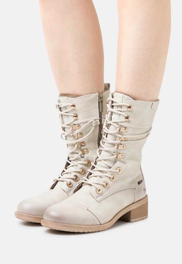 Lace-Up Boots Panna Gabor