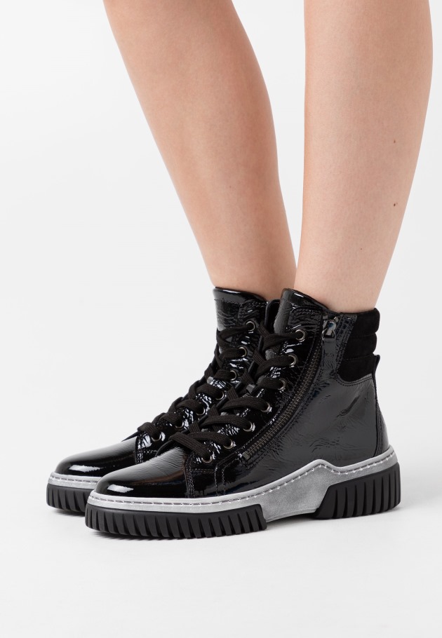 Pepper Gabor Lace-Up Ankle Boots