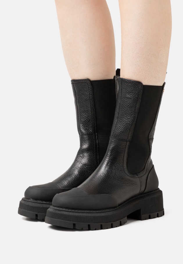 Platform Boots Black Gabor