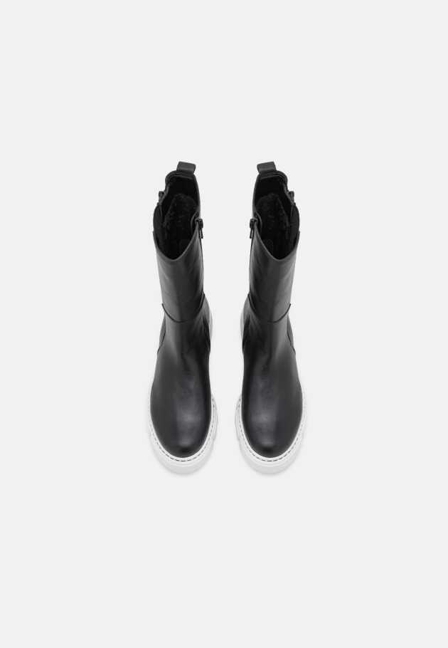 Platform Boots Black/White Gabor