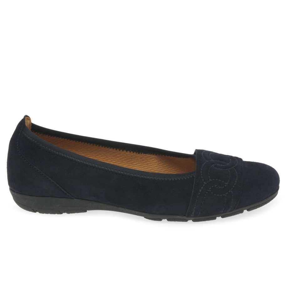 Resemblance Ladies Shoes Atlantic Suede Gabor