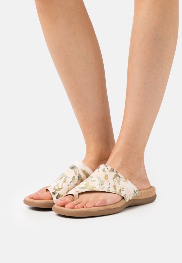 Sandales Noires à Barre En T Gabor